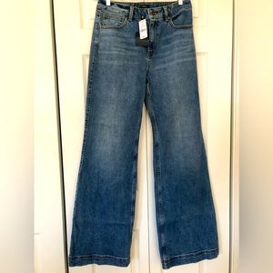 PriceDrop‼️NWT Brooks Brothers Blue Jeans. Size 8